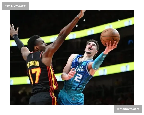 黄蜂团队协作维持竞争力需全力冲刺争夺附加赛正赛席位 黄蜂团队协作维持竞争力需全力冲刺争夺附加赛正赛席位