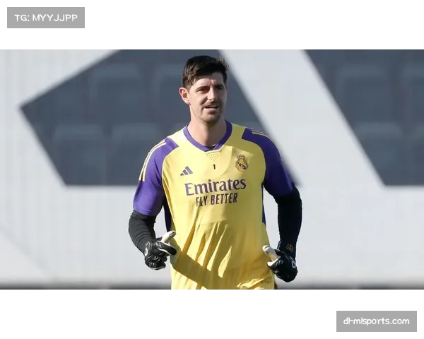 皇马门将库尔图瓦股直肌撕裂,预计五月初才能复出 皇马门将库尔图瓦股直肌撕裂,预计五月初才能复出